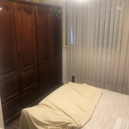 公寓 1/1 Sleeps 4 Ideal Location 斯普利特