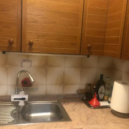1/1 Sleeps 4 Ideal Location 스플리트